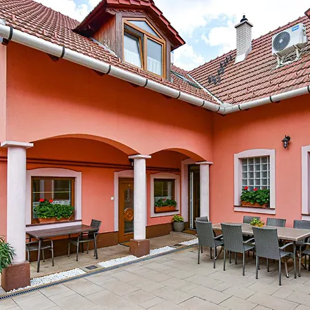 Apartament Honfoglalas Vendeghaz *